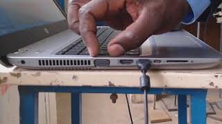 How to connect the laptop to the projector [upl. by Talbot]