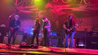 Blackberry Smoke wBrad Whitford and Derek St Holmes “Lord Of The Thighs” [upl. by Ohara333]