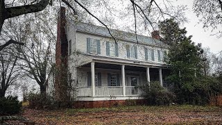 The Beautiful Abandoned 200 year old Lorena Plantation House in South Carolina Built in 1825 [upl. by Broucek]