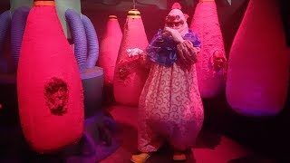 quotKiller Klowns from Outer Spacequot Maze at Halloween Horror Nights Hollywood [upl. by Anoj]