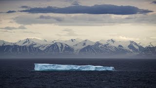 Le plus gros iceberg du monde sest détaché de lAntarctique [upl. by Okiman]