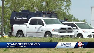 Police peacefully resolve armed standoff at Lenexa QuikTrip [upl. by Raddatz]