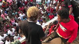 Gravity Omutujju Battles A FAN  Live performance [upl. by Alecram]