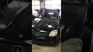 SLK230 Convertible Top explanation and repair [upl. by Jamnis664]