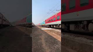 22653 TVC NZM EXP TRIVANDRUM CNTL 🔄H NIZAMUDDIN train loco railway trend railwayjourney train [upl. by Holihs]