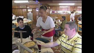 Beas Restaurant  Tennessee Crossroads  Episode 20392 [upl. by Lee688]