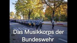 Das Musikkorps der Bundeswehr Lockmarsch Marsch des Yorckschen Korps und der Königgrätzer Marsch [upl. by Gottfried]