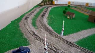 Review of the MTH HO scale Operating Crossing Gates [upl. by Yasnyl]