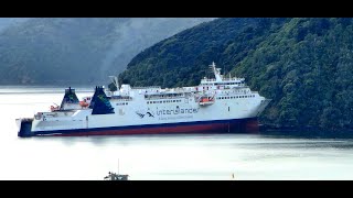 INTERISLANDER FERRY RUNS AGROUND [upl. by Sandi]