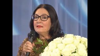 20111022 Willkommen bei Carmen Nebel Nana Mouskouri singt Weiße Rosen amp Amazing Grace [upl. by Merriam23]