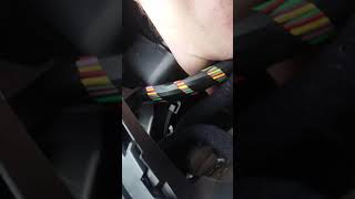 Renault twingo heater resistor removal pt1 [upl. by Aikaz788]