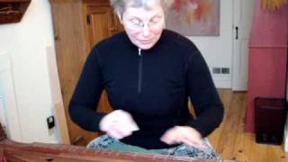 Traditional mountain dulcimer BEGINNER8 RETUNING to 4 modes [upl. by Brogle]