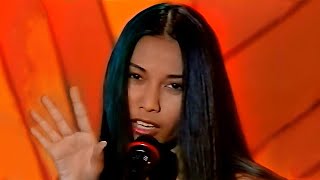 Anggun  La Neige au Sahara Snow On The Sahara  Live 1997 [upl. by Firestone412]