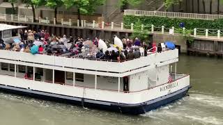 Chicago River Boat Tours Wendella Tour [upl. by Ahdar59]