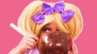 Princess Esmes Chocolate Cake Baking FAIL  Kiddyzuzaa  Princesses In Real Life [upl. by Christabella]