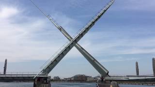 Poole Harbour Twin Sails bridge lifting for us to go through in a Fairline Targa 40 in July 2016 [upl. by Ireland]