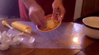 Ceramic Garlic Grater How to [upl. by Odelinda]