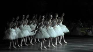 Il lago dei cigni  Swan Lake  Trailer Teatro alla Scala [upl. by Htiekal687]