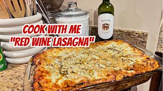 SUNDAY DINNER COOK WITH ME  RED WINE LASAGNA  SALAD  ROASTED GARLIC BREAD [upl. by Noe828]