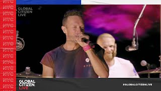 Coldplay Sings quotViva La Vidaquot Live From Central Park  Global Citizen Live [upl. by Oznol127]