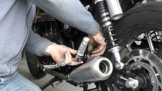 TEC Street Twin T100 main standcentre stand fitting [upl. by Eikcim]