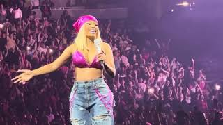 Nicki Minaj  Starships Live 4K [upl. by Ahsiat303]