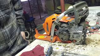 Chainsaw Chain Wont Turn  Easy Fix Husqvarna 550xp Mark II [upl. by Wallraff420]