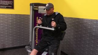 Planet Fitness Ab Machine 2  How to use the ab machine at Planet Fitness [upl. by Adigun116]