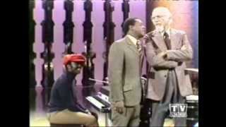 Donny Hathaway  Put Your Hand In The Hand FULL LENGTH PERFORMANCE On The Flip Wilson Show [upl. by Nali]