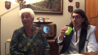 Gabriele Paolini e Mamma  quotAdoro Amici e De Filippiquot  Scoop Video Intervista Esclusiva [upl. by Lindeberg]