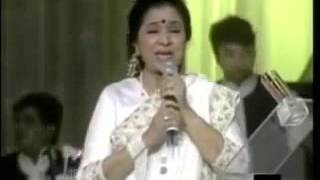 Asha Bhosle  Kal Aaj aur Kal Eternal Asha 2000 LIve [upl. by Kinzer]