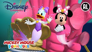 Mickey Mouse Funhouse  Mickey Zeemeerminnen  Disney Channel NL [upl. by Annehs]