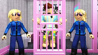 My Girlfriend TRAPPED Me In Her Roblox Prison [upl. by Chemosh]