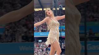 Tays beautiful spins💅🏻 taylor erastour taylorswifterastourmovie songlyrics erastourmovie [upl. by Talia17]