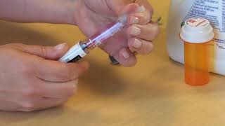 How to Use EasyThru Insulin Pen needle 32G4mm [upl. by Humfrey]