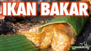 Ikan Bakar  Malaysian Grilled Fish and Seafood [upl. by Oiznun922]