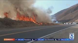 Riverside County wildfire prompts evacuation warnings [upl. by Bromley]