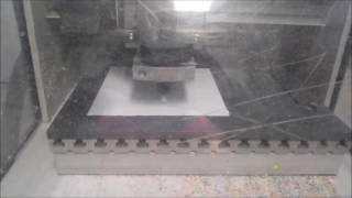 La fraiseuse CNC Charly Robot [upl. by Aronos10]