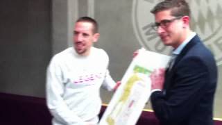 Franck Ribéry von den Lesern der Abendzeitung zum Fußballer des Jahres gewählt [upl. by Yelekalb]