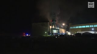 Großbrand zerstört Baudock von weltbekanner LürssenWerft mit LuxusyachtRohbau [upl. by Cordova194]