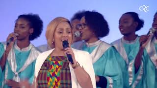 Akeko ofana no Jesu  Mahalia Buchanan amp Total Praise [upl. by Aliuqat]