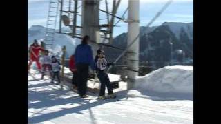 Samoëns en hiver  un paradis pour les enfants [upl. by Nylirad]