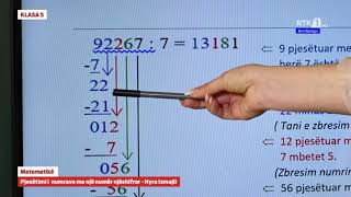 KLASA 5  Matematikë  Pjestimi i numrave me një numër njëshifror 01042020 [upl. by Jagir233]