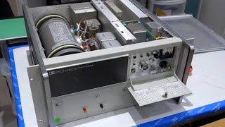 How an Atomic Clock Really Works Inside the HP 5061A Cesium Clock [upl. by Marlee]