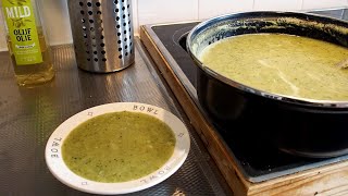 Broccoli courgette soep recept [upl. by Hsirap]