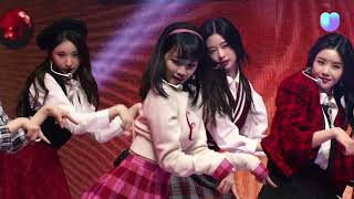 김채원 Kim Chaewon  DDDance 직캠 Fancam [upl. by Anaiviv]