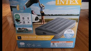 REVIEWING AN INTEX INFLATABLE MATTRESS [upl. by Beatrice206]