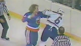 Bob Nystrom vs Jim Schoenfeld Oct 26 1980 [upl. by Erlin]