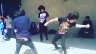 EMOS BAILANDO VVV [upl. by Anirehtak]