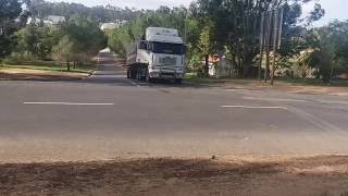 Freightliner Argosy ISX500 sound [upl. by Clie642]